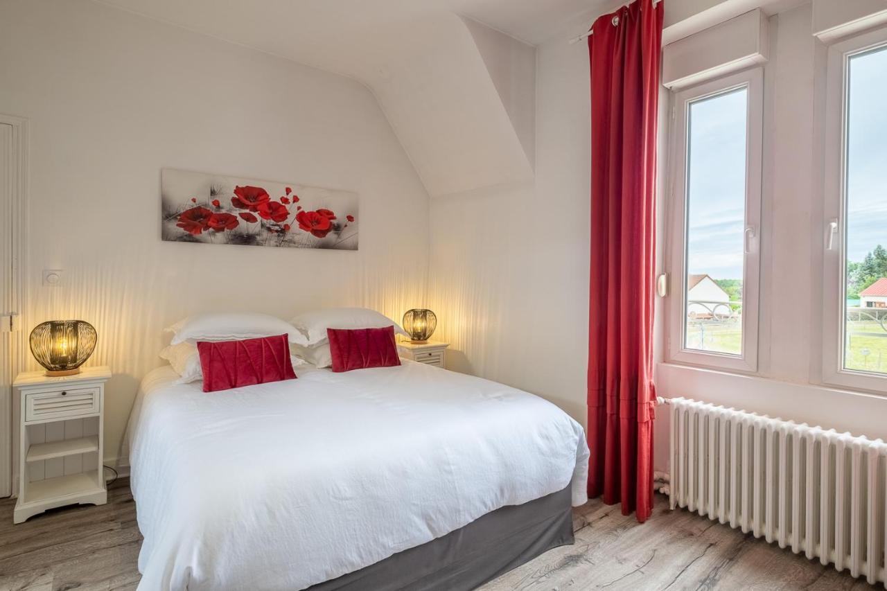 Готель Manoir Des Bertinieres Cravant-les-Coteaux Екстер'єр фото